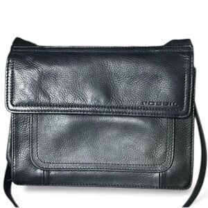 Fossil Vintage Black Pebbled Leather Organizer Crossbody Bag